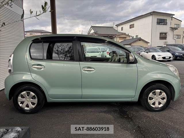 Toyota PASSO 2010-03 281255-9