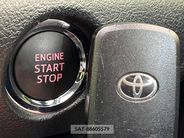 Toyota SIENTA 2020-06 228996-5