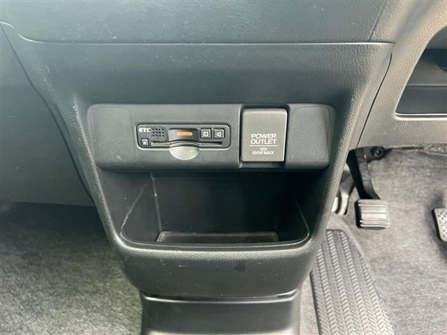 Honda N BOX CUSTOM 2017-02 6431-25