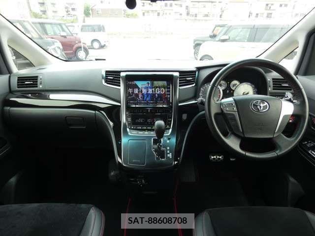 Toyota VELLFIRE 2014-01 303597-1