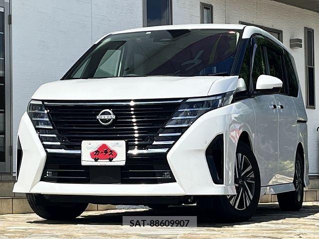 Nissan SERENA 2023-04 393890-0