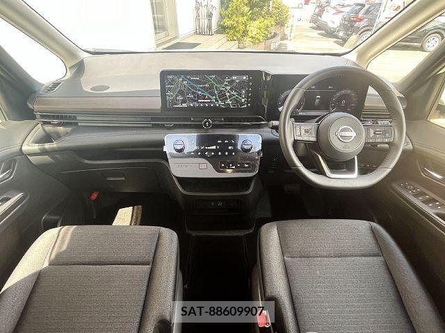 Nissan SERENA 2023-04 393890-1