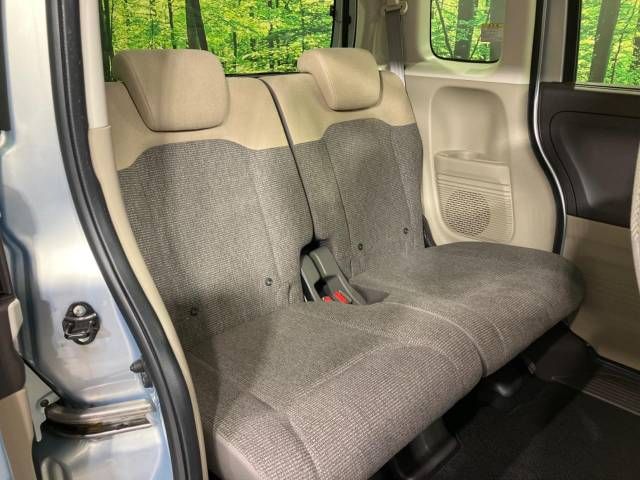 Honda N BOX 2018-03 9896-9