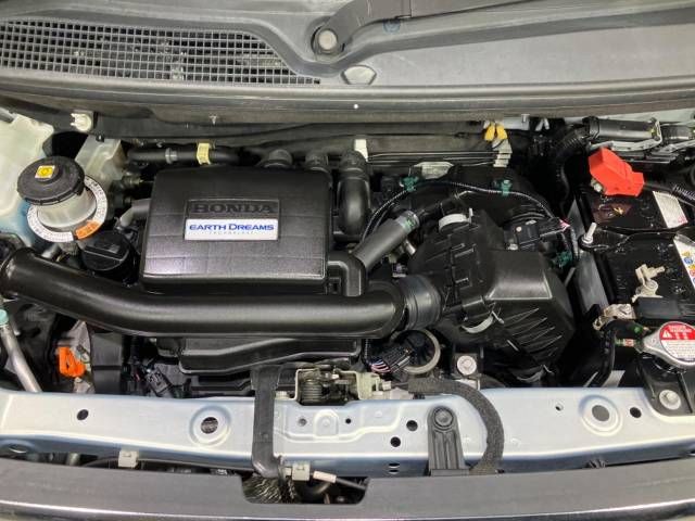 Honda N BOX 2018-03 9896-18
