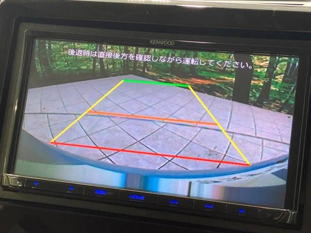 Honda N BOX 2018-03 9896-3
