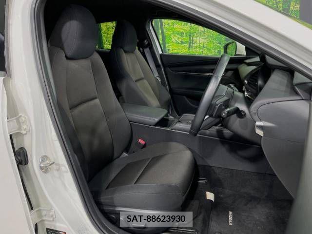 Mazda MAZDA3 2019-11 246679-8