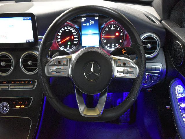 Mercedes Benz C-CLASS 2018-11 192377-15