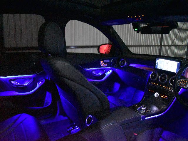 Mercedes Benz C-CLASS 2018-11 192377-20