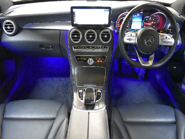 Mercedes Benz C-CLASS 2018-11 192377-1