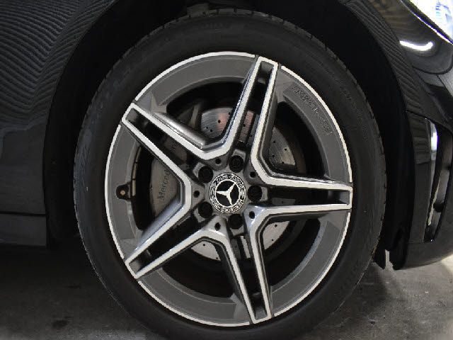 Mercedes Benz C-CLASS 2018-11 192377-24