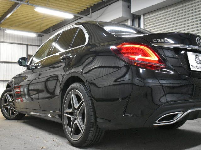 Mercedes Benz C-CLASS 2018-11 192377-23