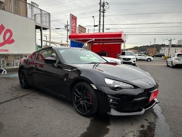 Toyota 86 2016-11 194906-2