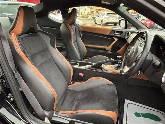 Toyota 86 2016-11 194906-19