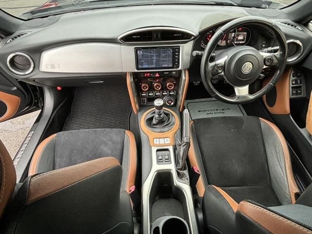 Toyota 86 2016-11 194906-18