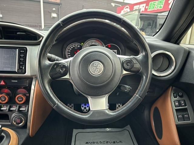 Toyota 86 2016-11 194906-24
