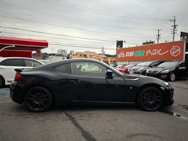 Toyota 86 2016-11 194906-3