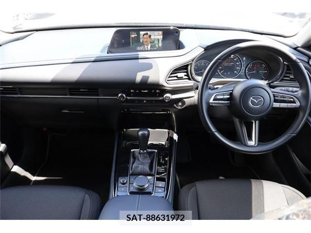 Mazda CX-30 2022-04 295873-3