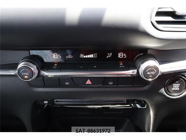 Mazda CX-30 2022-04 295873-17