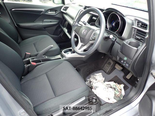 Honda FIT 2019-07 380993-1