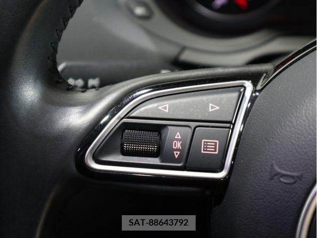 Audi Q3 2016-11 381589-21
