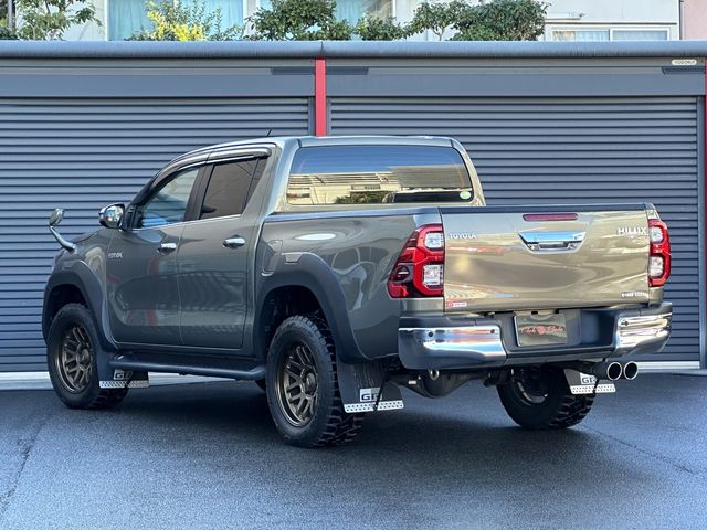 Toyota HILUX 2021-05 192409-22