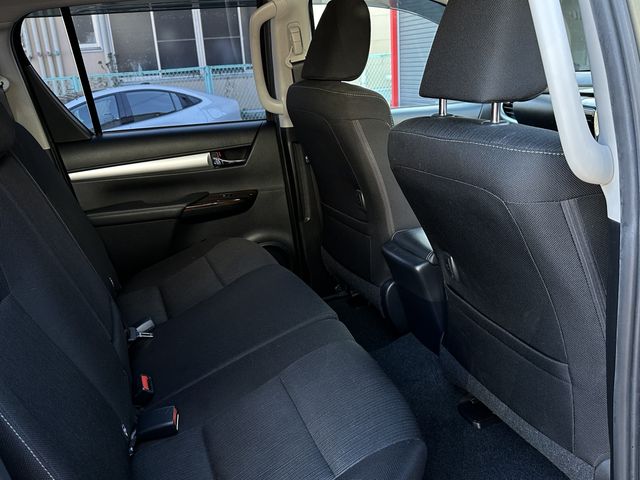 Toyota HILUX 2021-05 192409-17