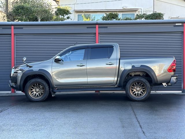 Toyota HILUX 2021-05 192409-23