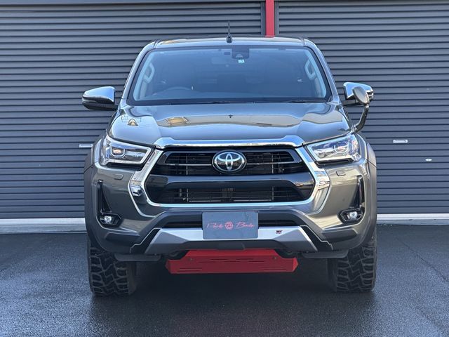 Toyota HILUX 2021-05 192409-25