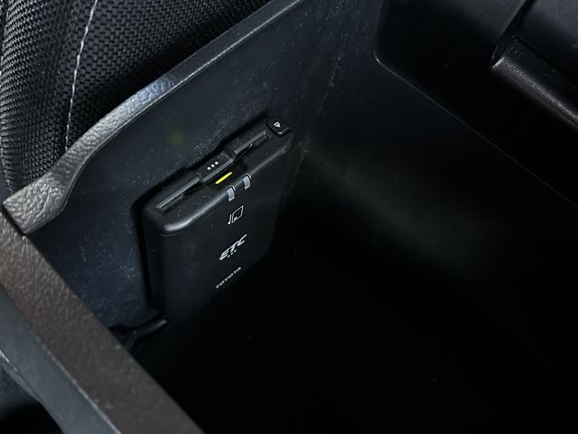 Toyota HILUX 2021-05 192409-15