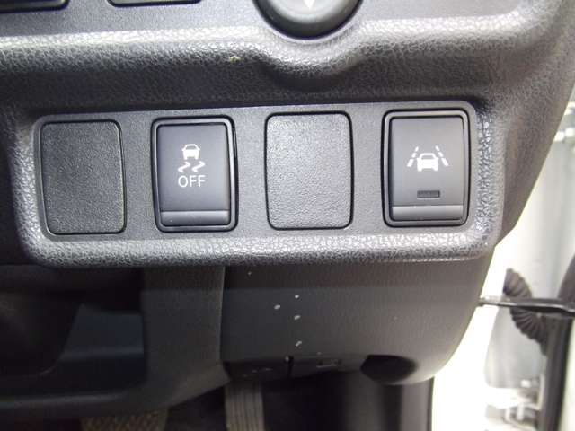 Nissan NOTE 2020-07 4955-4