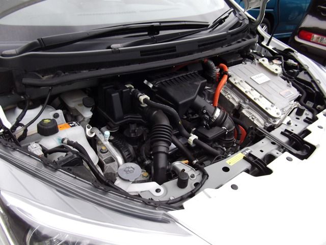 Nissan NOTE 2020-07 4955-7