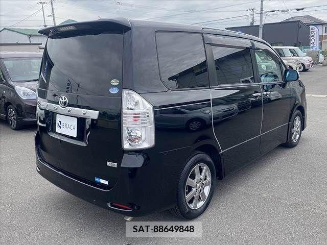 Toyota VOXY 2008-08 289263-12