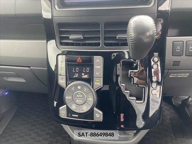 Toyota VOXY 2008-08 289263-29