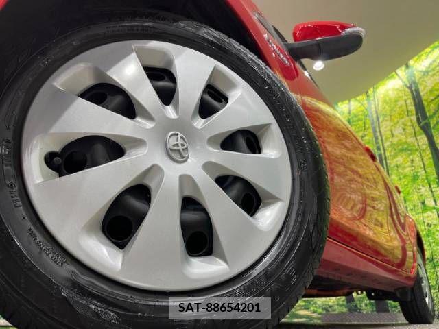 Toyota AQUA 2013-08 343294-13