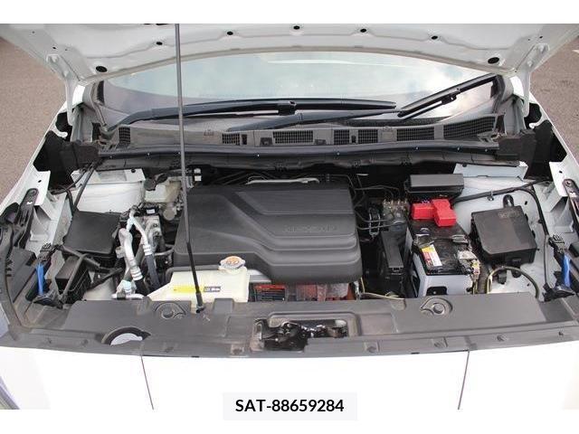 Nissan LEAF 2019-06 340547-18