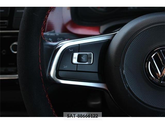 VolksWagen UP! 2020-01 375244-10