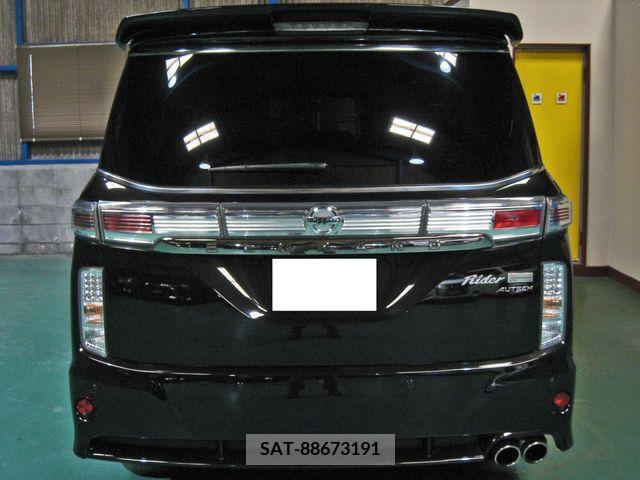 Nissan ELGRAND 2017-06 268500-6