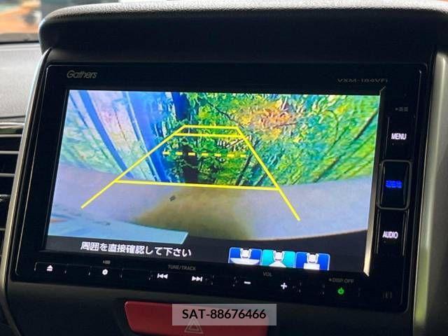 Honda N BOX SLASH 2018-05 208878-3