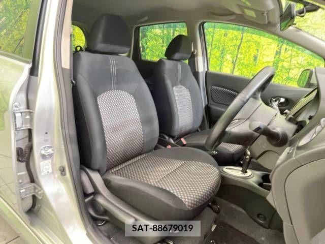 Nissan NOTE 2013-10 302322-8