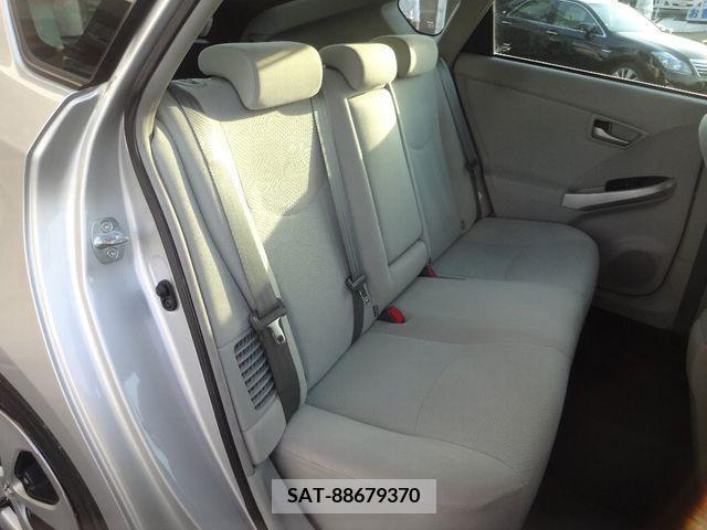 Toyota PRIUS 2012-03 233427-7