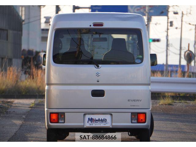 Suzuki EVERY 2016-01 207211-7