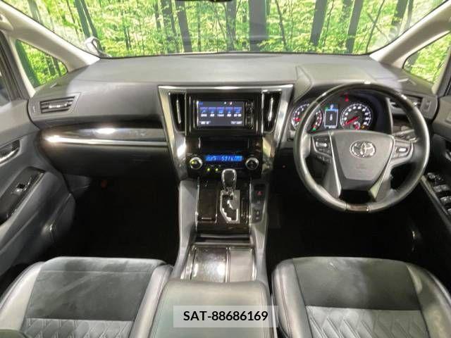 Toyota ALPHARD 2015-08 258872-1