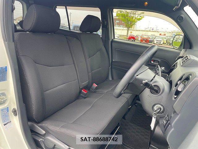 Toyota BB 2013-06 293074-18