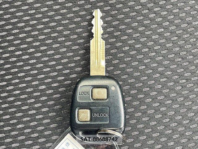 Toyota BB 2013-06 293074-20
