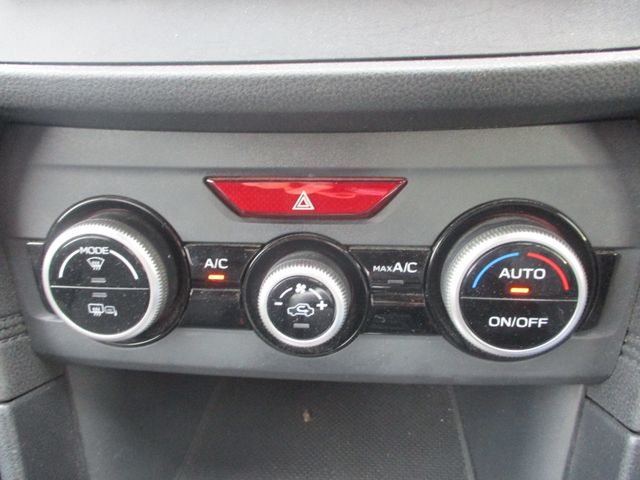 Subaru IMPREZA 2017-01 195608-23