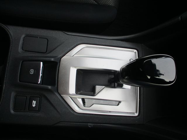 Subaru IMPREZA 2017-01 195608-24
