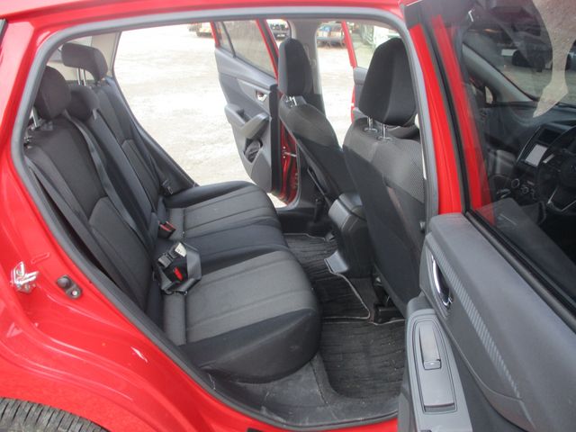 Subaru IMPREZA 2017-01 195608-10