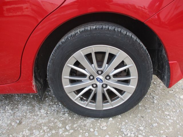 Subaru IMPREZA 2017-01 195608-26