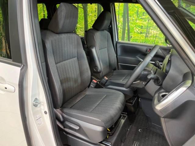 Toyota NOAH 2023-06 26657-6