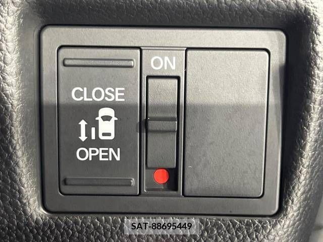Honda N BOX CUSTOM 2018-10 279092-5